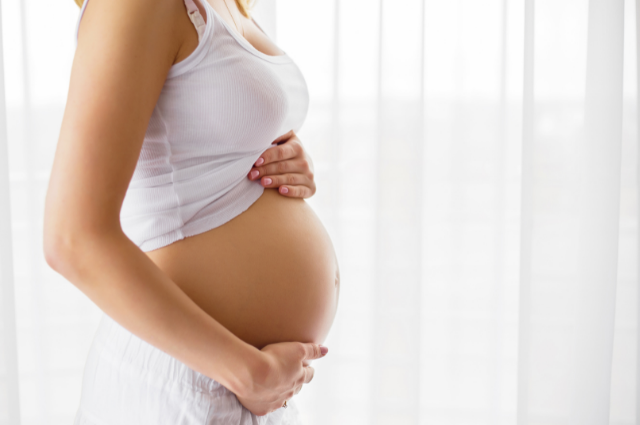 pregnant woman at risk of pelvic congestion syndrome